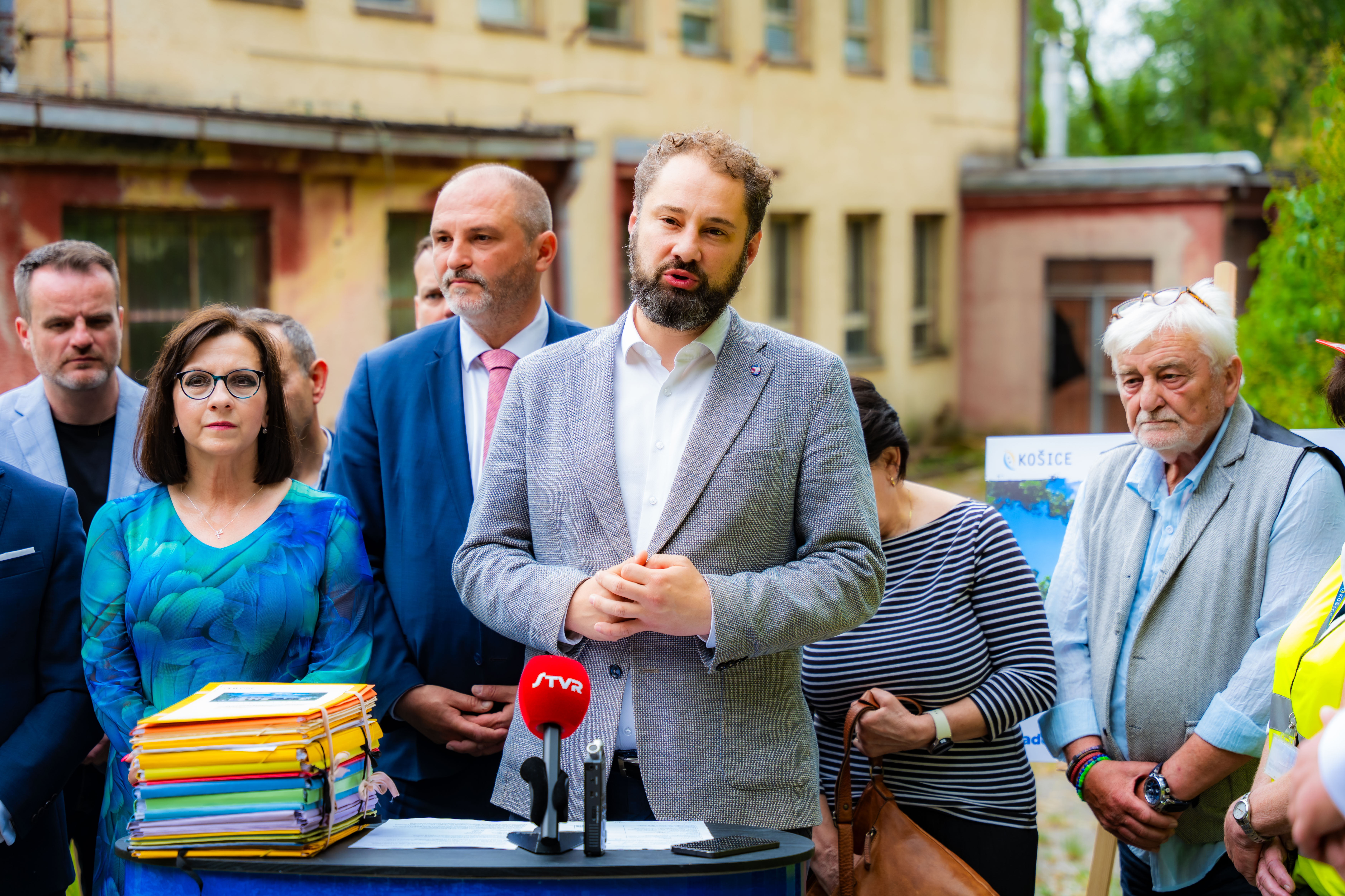 Poklepanie zakladneho kamena - Rekonstrukcia budovy pre seniorov-1-16